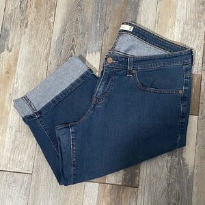 Levi's  Blue Denim Capris